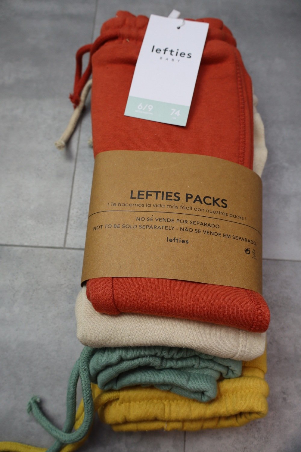 Lefties Pack of 4 Basic Sweatpants