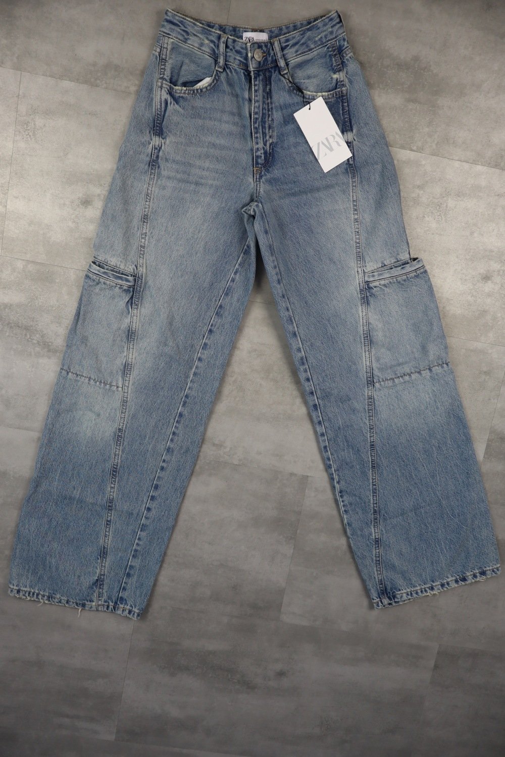 Zara TRF Wide Leg Cargo Jeans Mid Rise