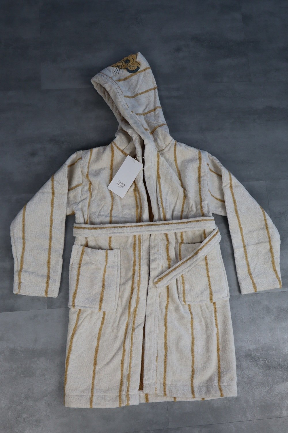 Zara The Lion King Bathrobe