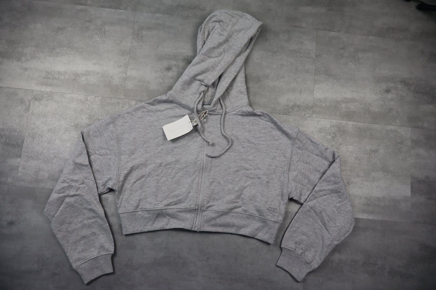 Pull&Bear Cropped sweatshirt with zip