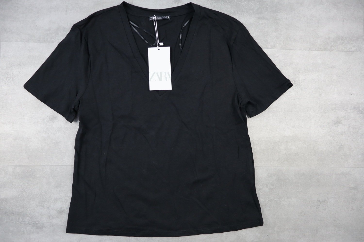 Zara Basic V-Neck T-Shirt